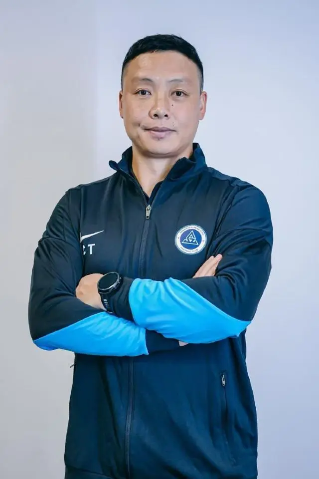 体育总监丹, 部的实力, 梯队主教练 体育总监丹, 部的实力, 梯队主教练