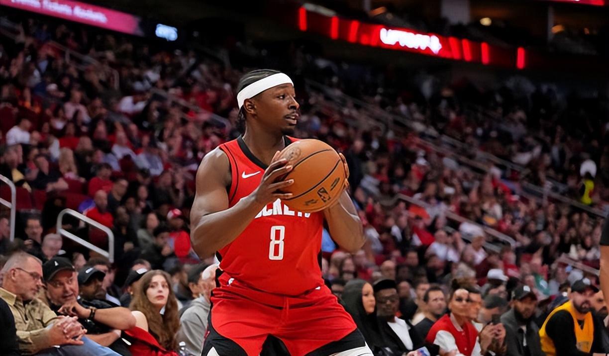 夏天也补充, 他也在采访 夏天也补充, 他也在采访